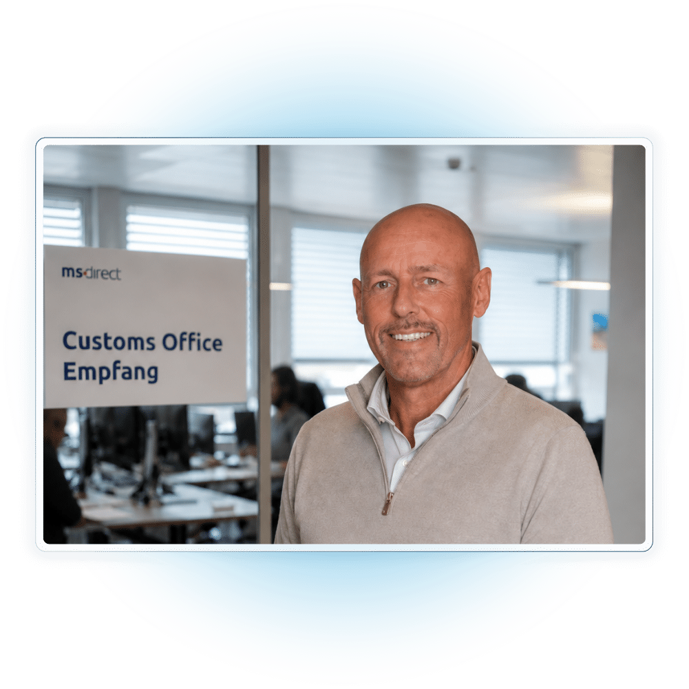 MS Direct Mitarbeiter am Empfang des Customs Office für die Schweizer Zollabwicklung